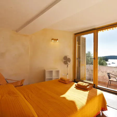 Apartment Burle *